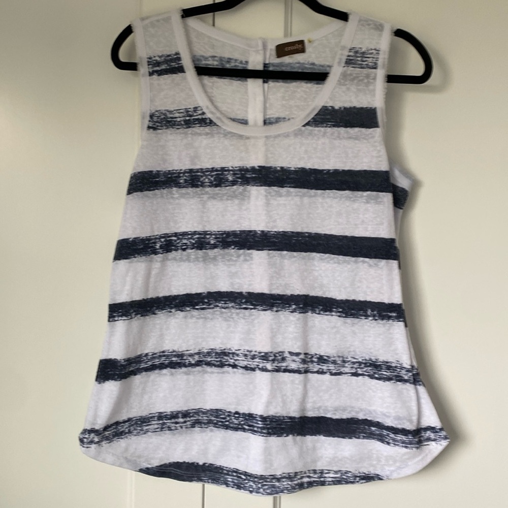 Crosby lightweight, blue and white striped sleeveless top L